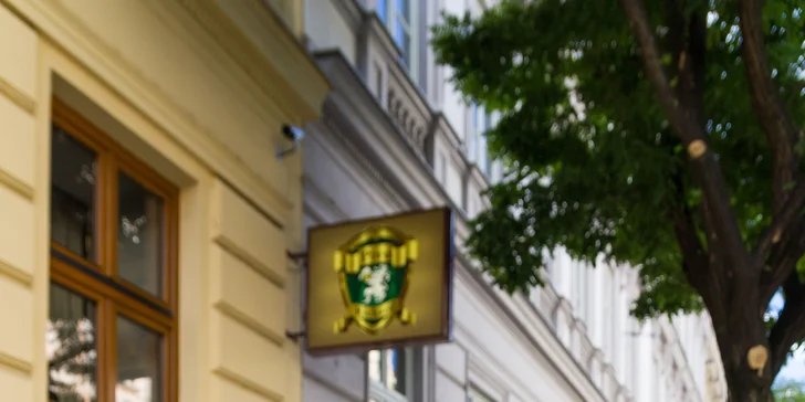 Nálož masa v centru Brna: prkno s křidýlky, žebry, krkovicí a klobásou i řemeslná piva