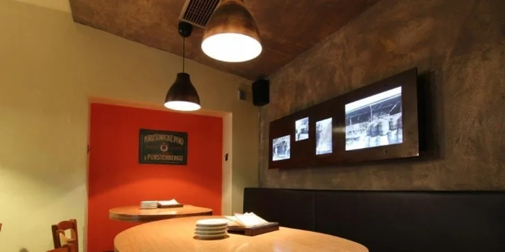 Beer restaurant v centru Brna: žebra, koleno či burger a pivo pro 1 nebo 2 os.
