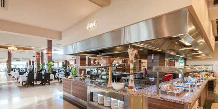 5* hotel Club Turan Prince přizpůsobený dětem. All inclusive, aquapark, lunapark i zoo