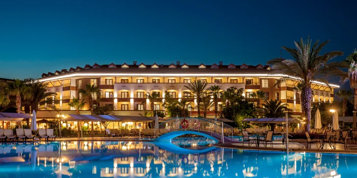 5* hotel Club Turan Prince přizpůsobený dětem. All inclusive, aquapark, lunapark i zoo