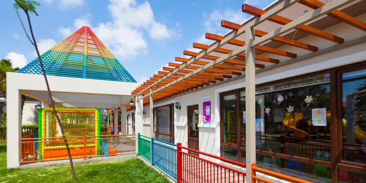 5* hotel Club Turan Prince přizpůsobený dětem. All inclusive, aquapark, lunapark i zoo