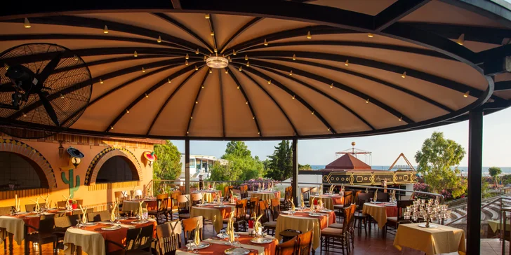 5* hotel Club Turan Prince přizpůsobený dětem. All inclusive, aquapark, lunapark i zoo