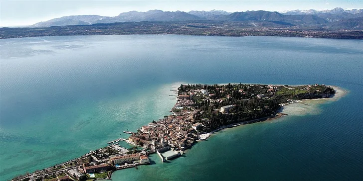 Na skok do Benátek, k Lago di Garda i do Verony: doprava a noc v hotelu