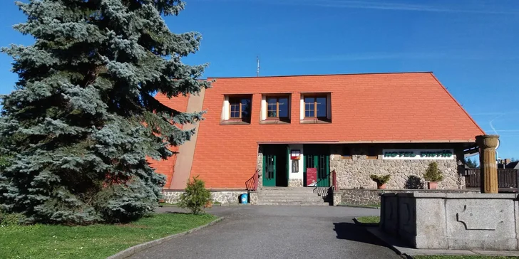 Aktivní dovolená na Šumavě: rodinný hotel s polopenzí či plnou penzí