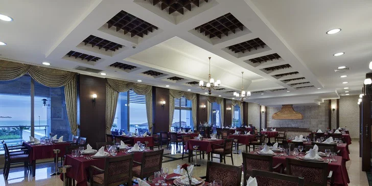 Až 10 nocí božského klidu v oblasti Side. 5* hotel pro dospělé s all inclusive