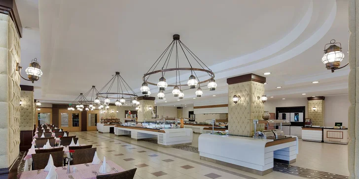 Až 10 nocí božského klidu v oblasti Side. 5* hotel pro dospělé s all inclusive