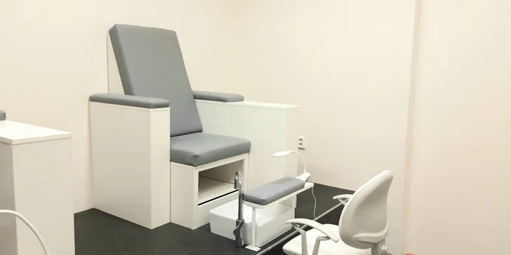 Péče o vaše nohy: Medicinální pedikúra včetně možnosti gellaku