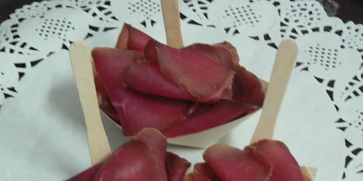 Aktivní pobyt v penzionu s biofarmou až pro 7 osob: polopenze, venkovní bazén i hovězí speciality