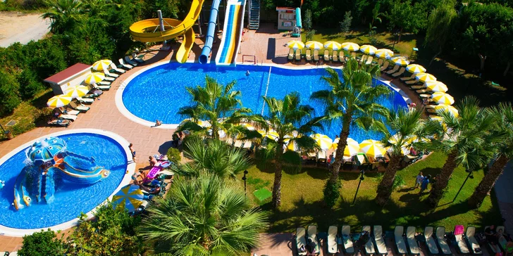 Ke Středozemnímu moři s celou rodinou. 4* beach hotel s all inclusive a super cenami pro děti