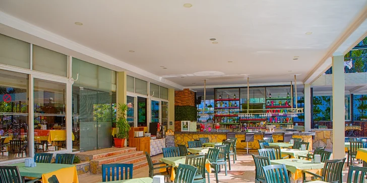 Ke Středozemnímu moři s celou rodinou. 4* beach hotel s all inclusive a super cenami pro děti