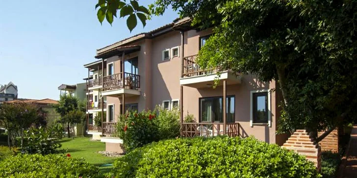 Pohodové letovisko Okurcalar nejen pro rodiny. 4*+ prázdninový resort s all inclusive