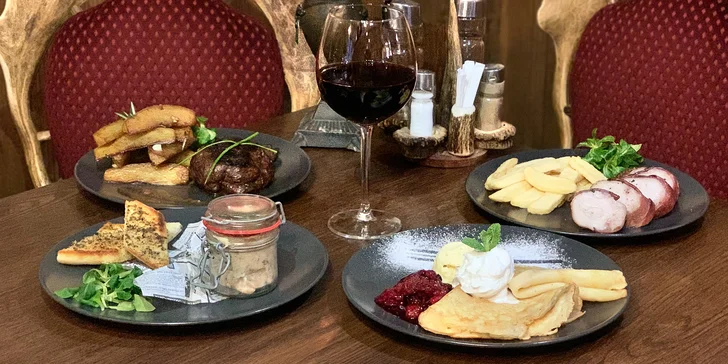 Tříchodové menu pro 2 osoby: jelení medailonky i kuřecí steak