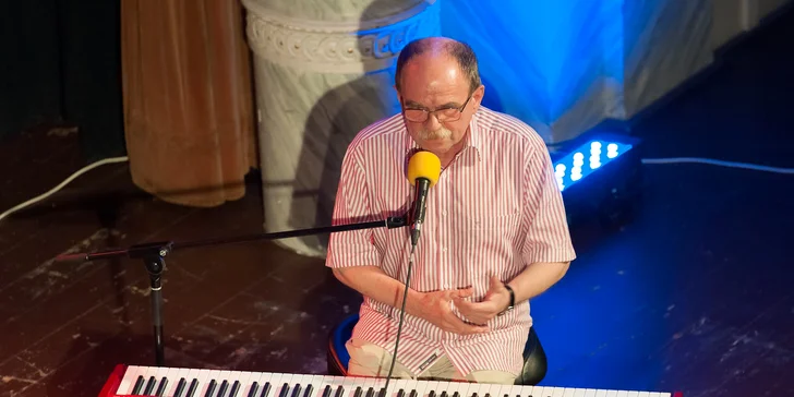 Vstupenka na koncert: Jaroslav Uhlíř – Hodina zpívání s kapelou