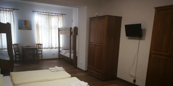 Venkovská idyla rodinného penzionu v srdci Babiččina údolí: 3–8 dní s polopenzí a privátní saunou