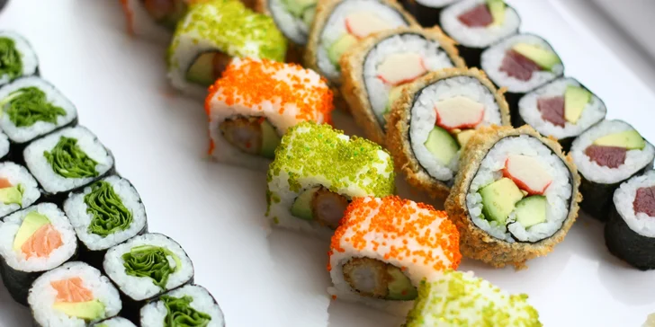 Nechte si naservírovat sushi: 46 nebo 62 ks s lososem, avokádem i tuňákem