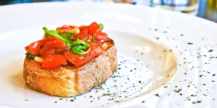 Valentýnské menu: bruschetta, grilované dobroty a sladké překvapení