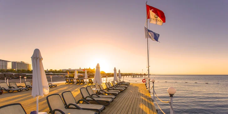 5* Sherwood Exclusive Lara s all inclusive. Aquapark, plážový relax i vodní sporty