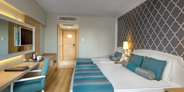 5* Sherwood Exclusive Lara s all inclusive. Aquapark, plážový relax i vodní sporty