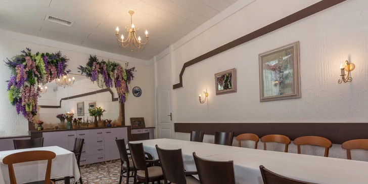 Otevřený voucher na 500–1000 Kč do restaurace La Route: saláty, rizota a těstoviny i steaky