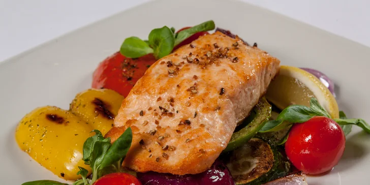 Otevřený voucher na 500–1000 Kč do restaurace La Route: saláty, rizota a těstoviny i steaky