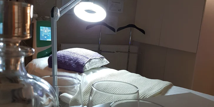 Nabité kosmetické balíčky: čištění pleti, masáž obličeje i facelifting