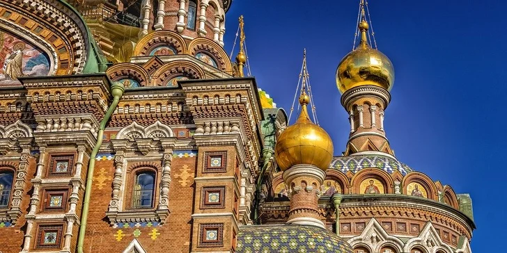 Monumentální Petrohrad: letecký zájezd s bohatým programem a ubytováním