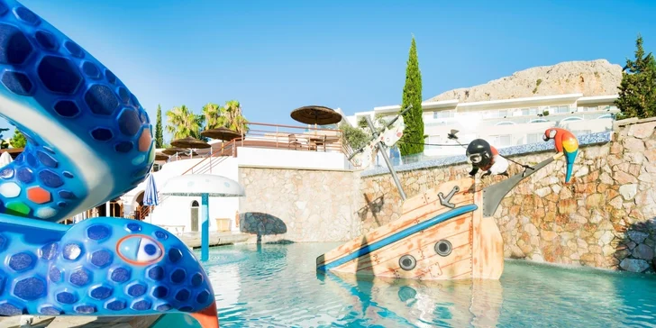 Rodinná dovolená s all inclusive na ostrově Rhodos. 5* plážový resort v zátoce Segna