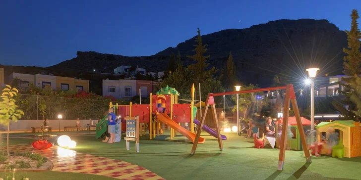 Rodinná dovolená s all inclusive na ostrově Rhodos. 5* plážový resort v zátoce Segna