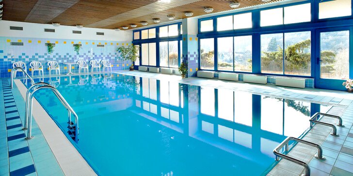 Relax v Luhačovicích: wellness procedury, polopenze a bazén neomezeně