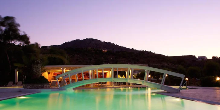 Řecká perla Lindos na ostrově Rhodos. 4* ubytování s all inclusive
