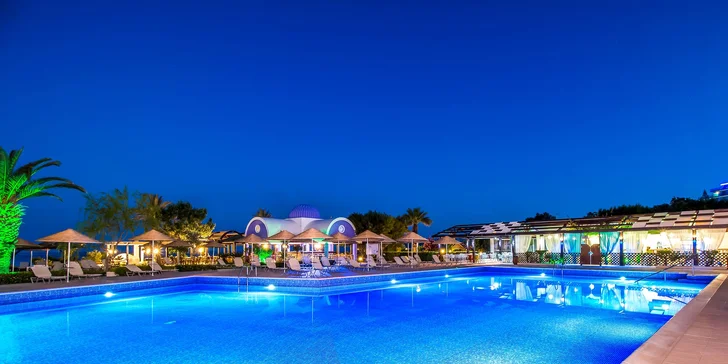 Nejkrásnější pláže Rhodosu v letovisku Faliráki: 4* beach hotel s all inclusive
