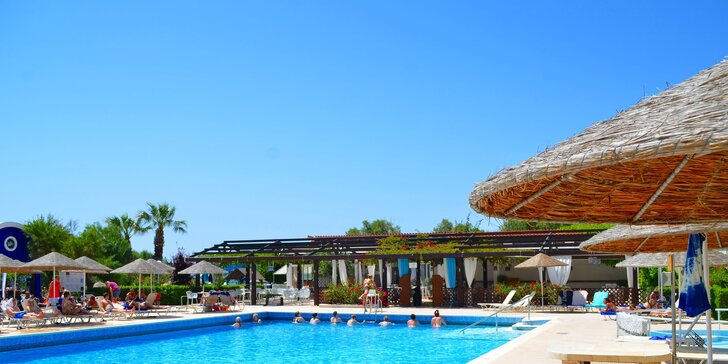 Nejkrásnější pláže Rhodosu v letovisku Faliráki: 4* beach hotel s all inclusive