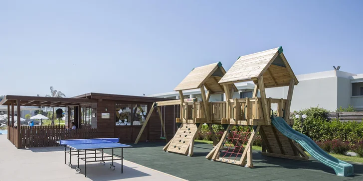 5* pobyt na Rhodosu: krásný hotel se soukromou pláží, bazény a all inclusive