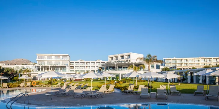 5* pobyt na Rhodosu: krásný hotel se soukromou pláží, bazény a all inclusive
