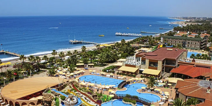 Pohodové letovisko Okurcalar nejen pro rodiny. 4*+ prázdninový resort s all inclusive
