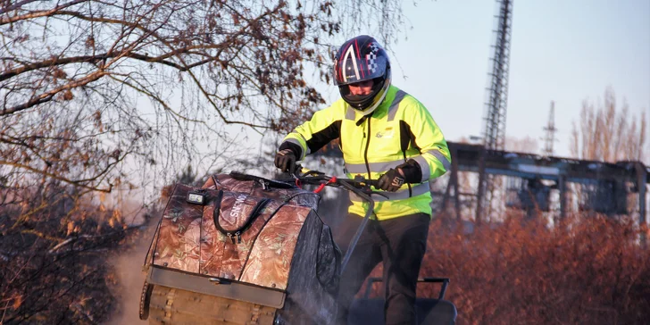 Kombinace čtyřkolky a sněžného skútru: 15 nebo 30 min. jízdy v terénu na transportu Snowdog