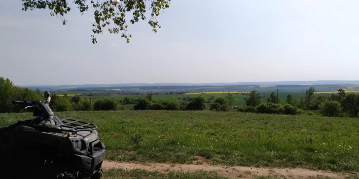 Adrenalinová jízda přírodou: 15 min. na robustní čtyřkolce Kawasaki Bruteforce 750 pro 1 osobu