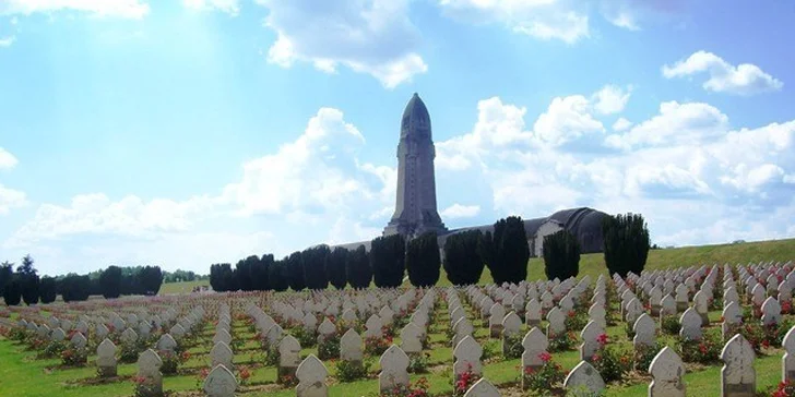 Na západní frontě klid: válečná Normandie s dopravou, ubytováním i snídaní