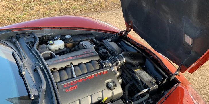 Za volantem žihadla: zapůjčení Chevroletu Corvette na 30 min. až 12 hod.