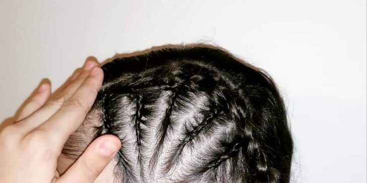 Střih a hloubková regenerace pro polodlouhé a dlouhé vlasy nebo speciální trendy pletené copy, tzv. melouny