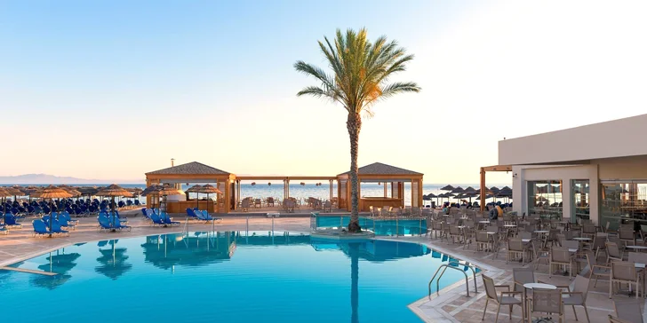 Letovisko Ixia kousek od města Rhodos. 4* Avra Beach Resort s all inclusive