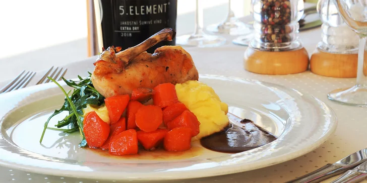 Valentýnské menu s kachním prsem nebo kuřecím supreme i lahví prossecca