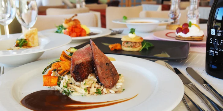 Valentýnské menu s kachním prsem nebo kuřecím supreme i lahví prossecca