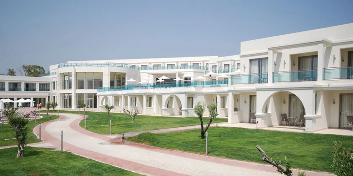 5* komfort s polopenzí jen pár kroků od proslulé pláže Faliraki se zlatým pískem