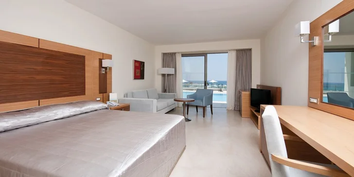 5* komfort s polopenzí jen pár kroků od proslulé pláže Faliraki se zlatým pískem