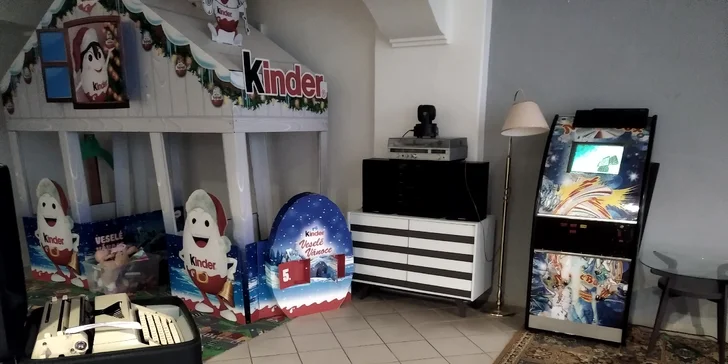 Stylová retro kavárna: káva i dezert dle výběru pro 1 či 2 osoby