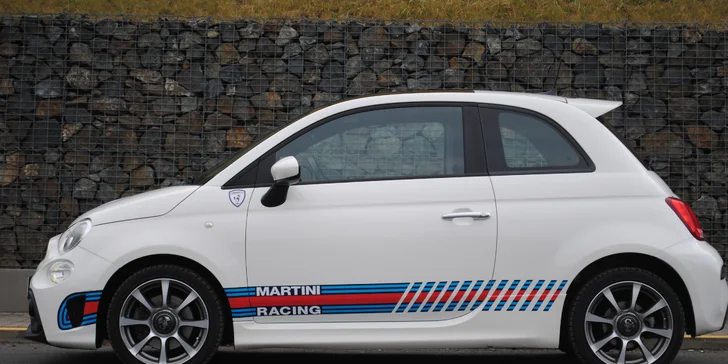 Malé auto s pořádným výkonem: zapůjčení Fiatu 500 Abarth na 1, 7 či 15 dní
