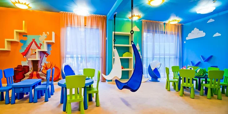 S rodinou do Chorvatska: 4* hotel s polopenzí, termální bazény a 2 děti zdarma