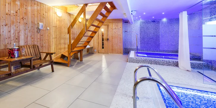 Zimní či jarní pobyt v Praze pro páry i rodiny: snídaně i privátní wellness