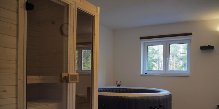 Privátní wellness pro pár: 2 druhy saun a nafukovací vířivka